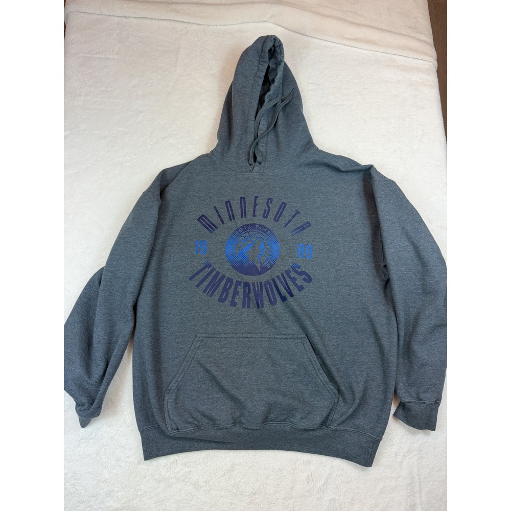 NBA Minnesota Timberwolves Gray Pullover Hoodie Mens XL Basketball Sweatshirt